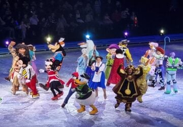 Cast of Disney on Ice.
