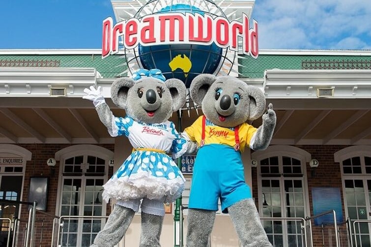 dreamworld, theme park