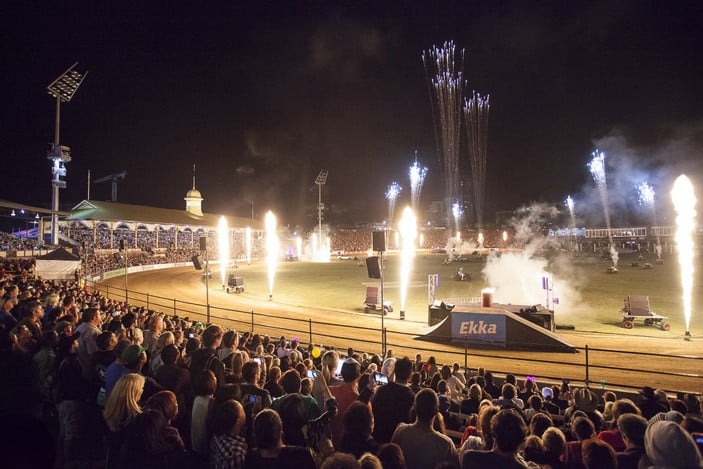 ekka2013_nightshow_highres_007