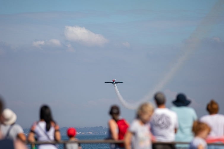 redcliffe kitefest planes