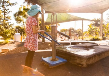 queens park playground water pump
